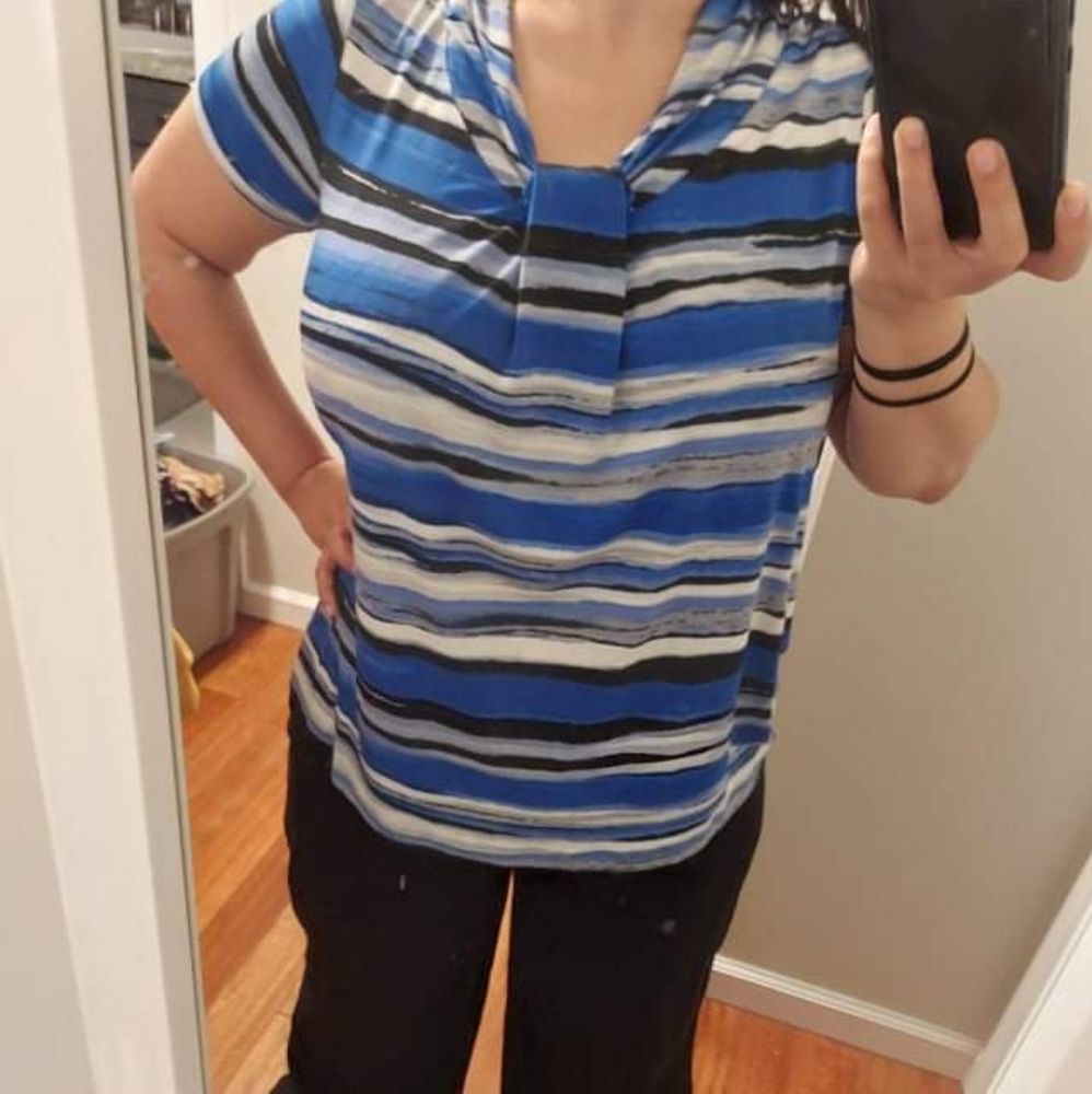 Patterned pleated shirt
